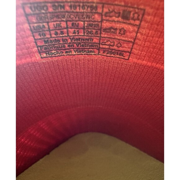 UGG‎ Australia Sammy Red Knit Slip On Sneaker Shoes Women's 10 - Picture 7 of 8